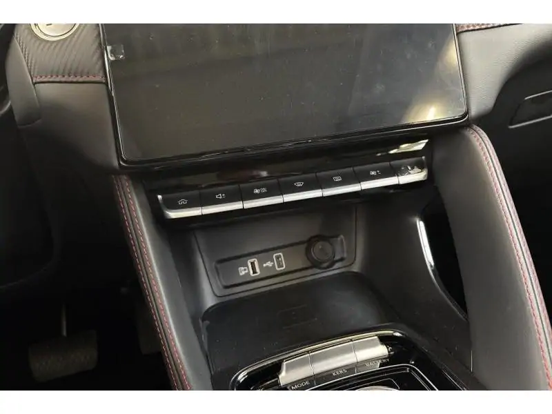 Démo MG ZS LUXURY RED 15