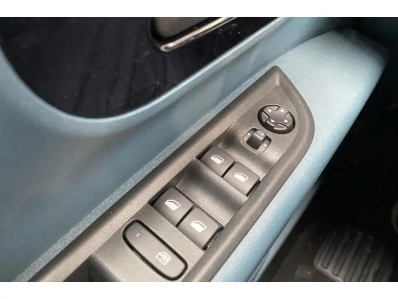 VEHICLE__CONDITION_SERVICE Fiat GRANDE PANDA ICON BLUE 17