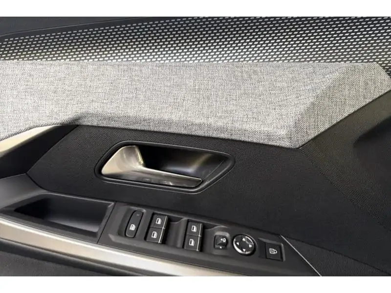 VEHICLE__CONDITION_SERVICE Peugeot 5008 GT GREY 17