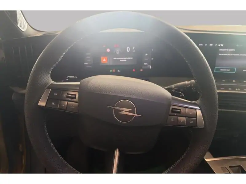 Démo Opel Astra ULTIMATE YELLOW 12