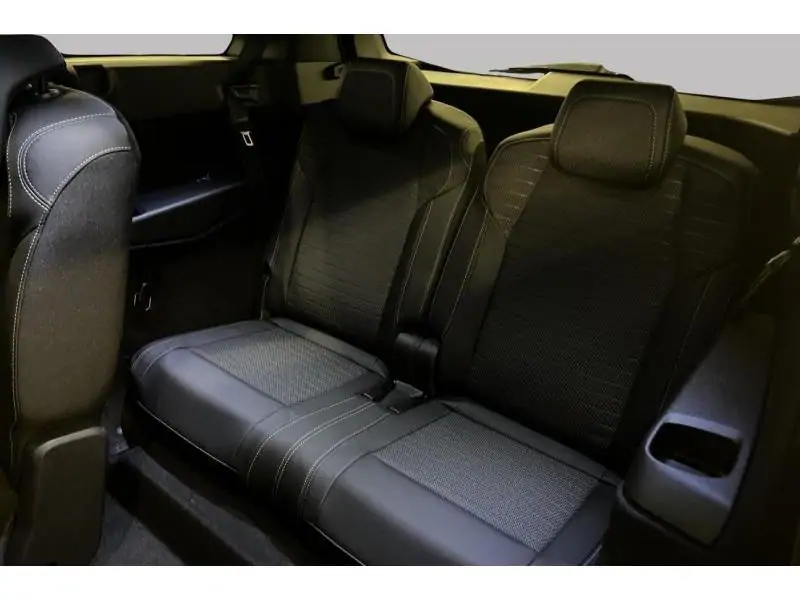 VEHICLE__CONDITION_SERVICE Peugeot 5008 III & e- GT open dak GREY 22