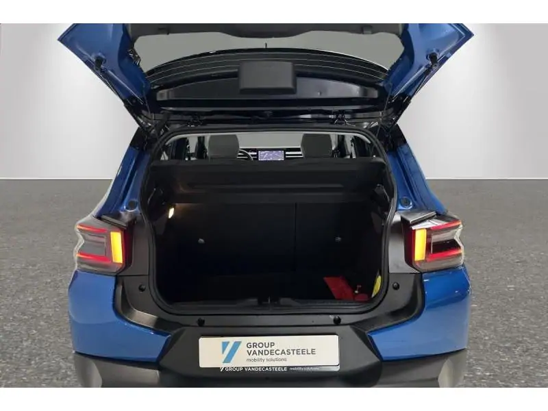 VEHICLE__CONDITION_SERVICE Citroen C3 Hybrid  MAX BLUE 19