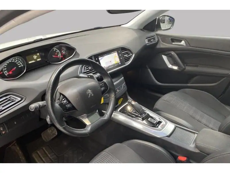 Occasion Peugeot 308 II Allure WHITE 9