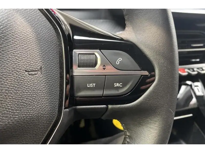 Occasion Peugeot 208 Allure WHITE 22
