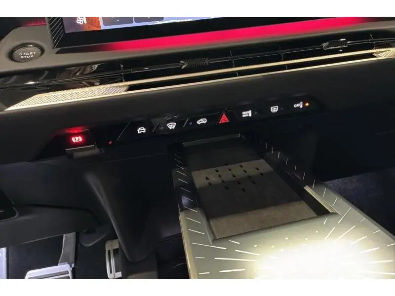 Démo DS Automobiles DS 7 ETOILE E-TENSE GREY 15