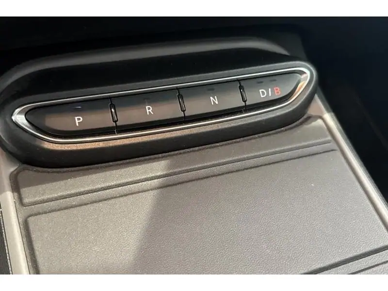 VEHICLE__CONDITION_SERVICE Jeep Avenger LONGITUDE BLACK 16