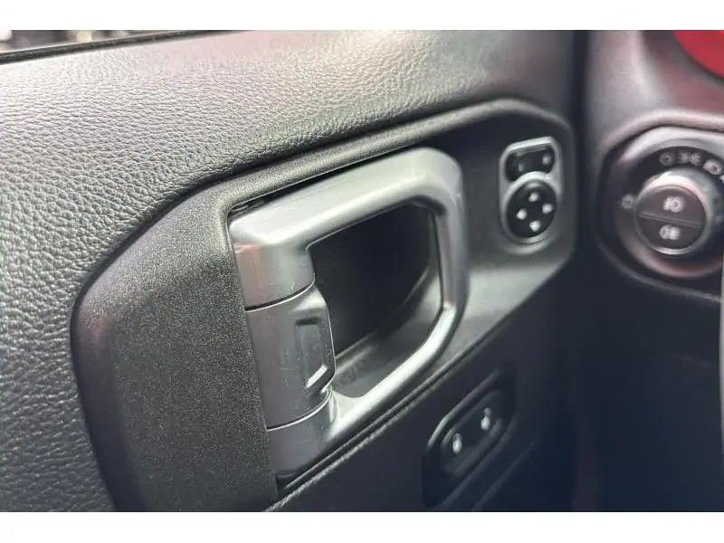 Occasion Jeep Wrangler Rubicon - Power Softtop - KAHN GREY 17