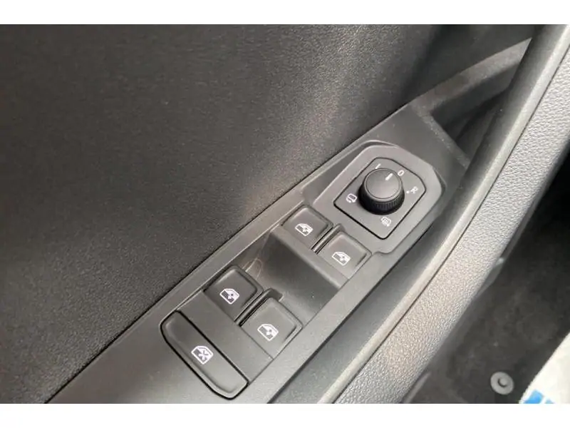 Occasion Skoda Karoq Selection*Navi Détecteurs GREY 17