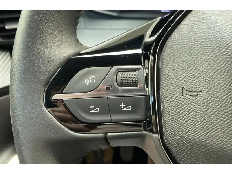 Occasion Peugeot 2008 Allure BLACK 21