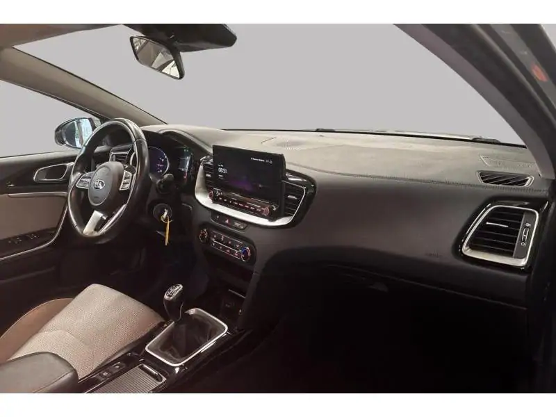 Occasion Kia XCeed Navy edition GREY 2