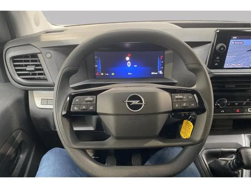 Occasion Opel Vivaro VAN L2*Gtie usine 8 ans! WHITE 12