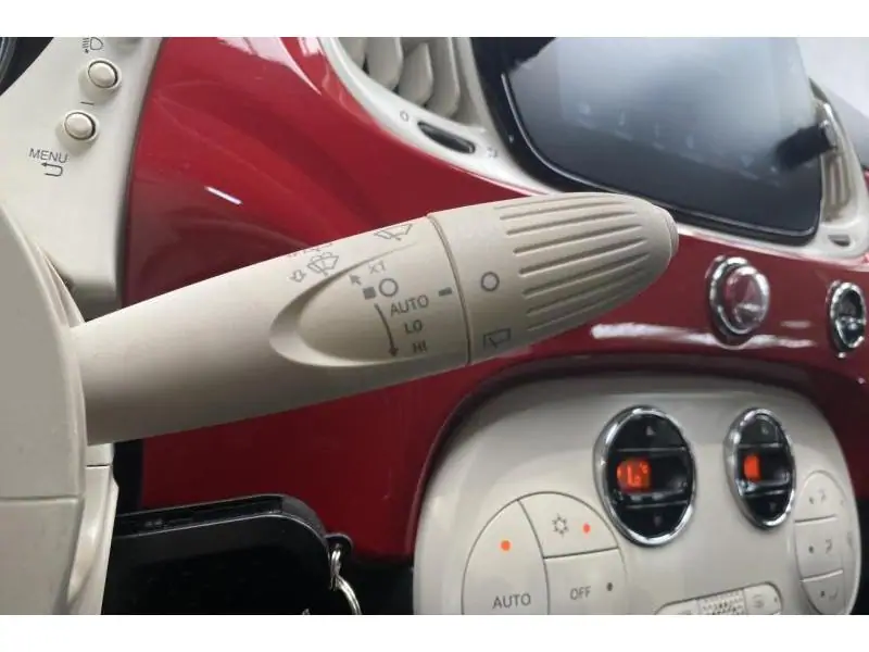 Occasion Fiat 500 Hybrid GPS - Parkeersensoren - RED 24
