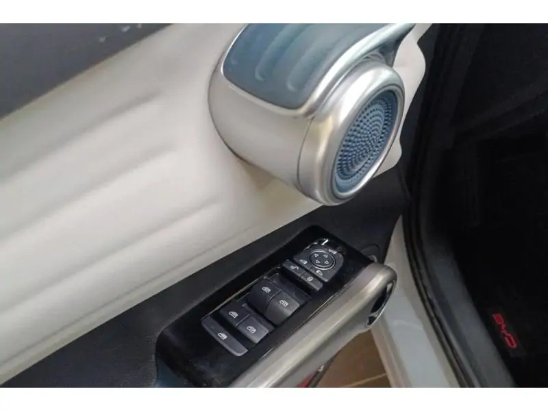 Occasie BYD ATTO 3 Comfort WHITE 17