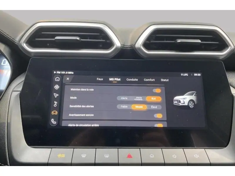 Occasion MG ZS STANDARD 1.5i Camera Carplay/Android GREY 33
