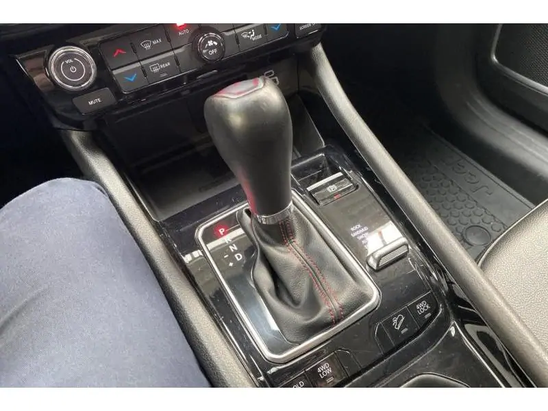 Occasion Jeep Compass TRAILHAWK 4XE PHEV 240 PK PK PANO BLACK 16