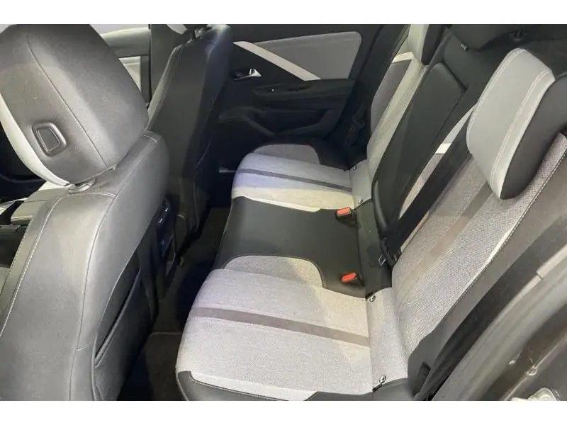 Occasion Opel Astra SPORTS TOURER ELEGANCE GREY 18