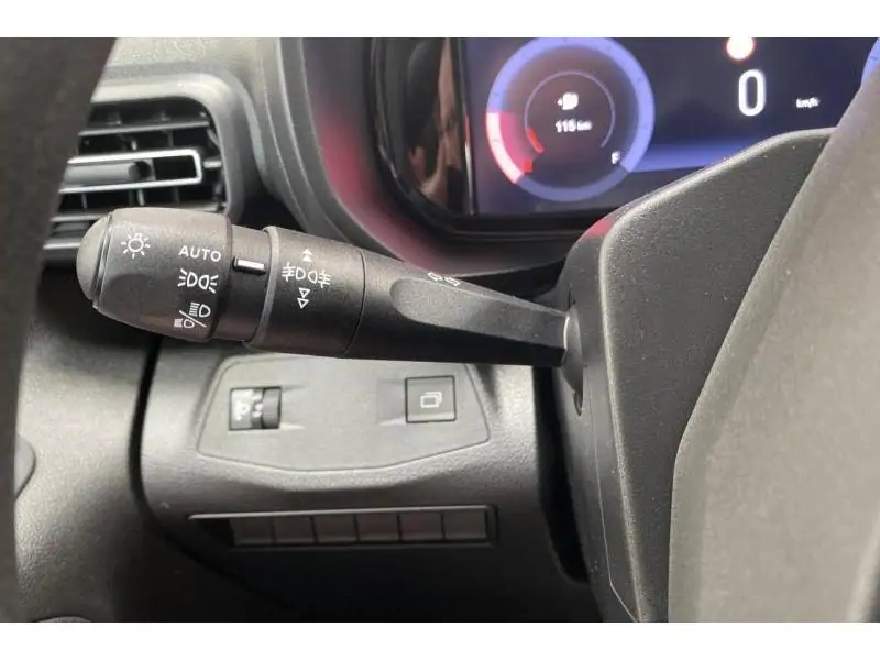 VEHICLE__CONDITION_SERVICE Fiat Doblo VAN L1*Libre12/2025 WHITE 23