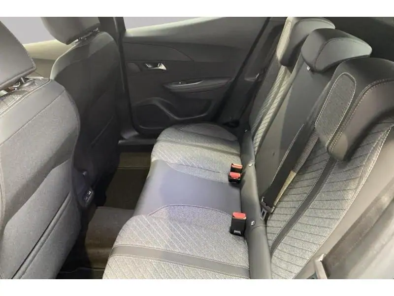 VEHICLE__CONDITION_SERVICE Peugeot 2008 ALLURE*Navi Détecteurs Boite Auto!*disp11/26 BLACK 18