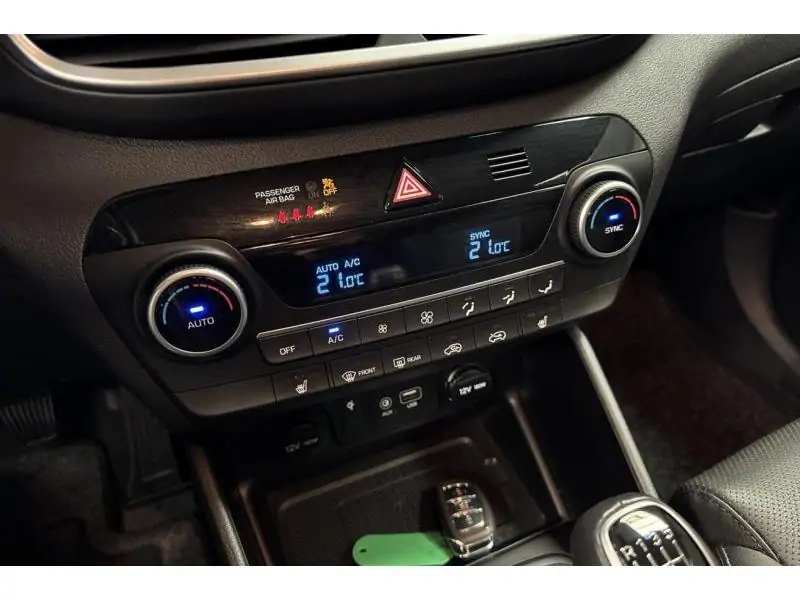 Occasion Hyundai Tucson SUV MANUAL WHITE 15