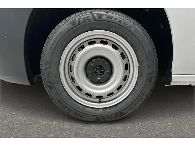 VEHICLE__CONDITION_SERVICE Peugeot Partner Standard Light 1.2 Turbo 110 Man.6 WHITE 20