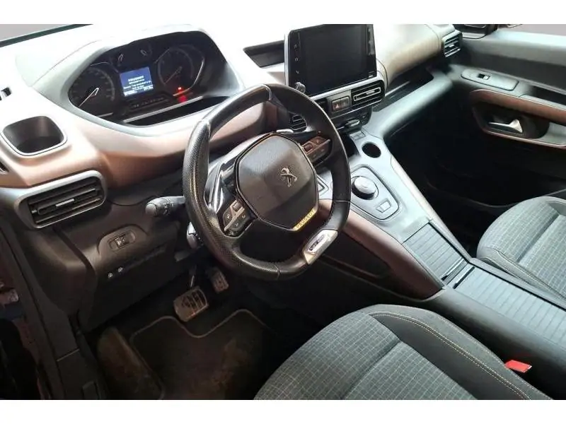 Occasion Peugeot Rifter Long GT Line EAT8 BLACK 9