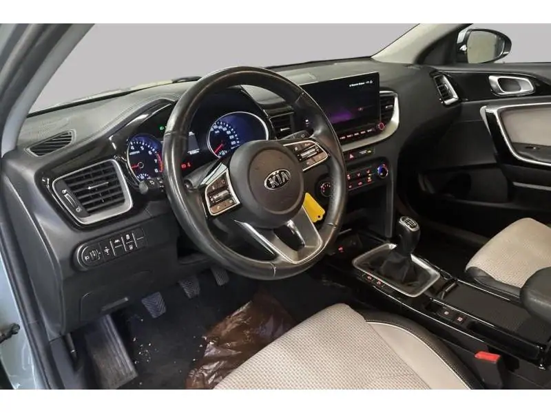 Occasion Kia XCeed Navy edition GREY 9