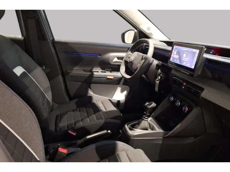 Démo Citroen C3 Turbo 100 ch Manual PLUS BLUE 8