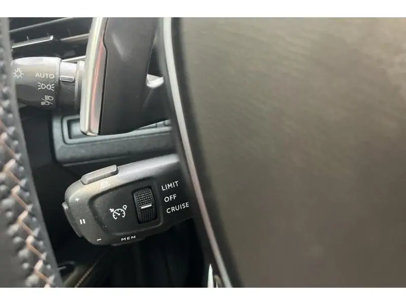 Occasion Peugeot 5008 gt BLACK 27