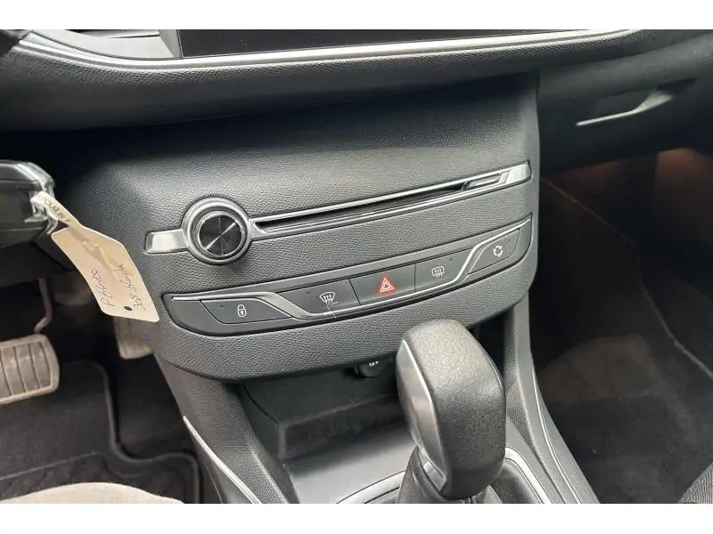 Occasion Peugeot 308 allure WHITE 17