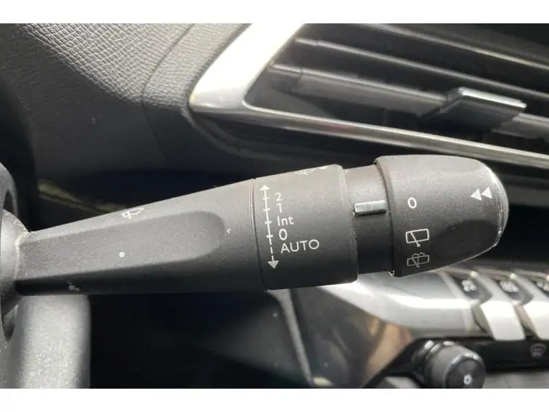 Occasion Peugeot 5008 Allure* Navi. 7places. Caméra recul BLUE 29