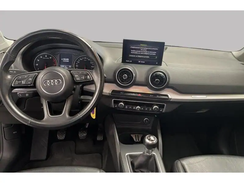 Occasion Audi Q2 S-LINE GREY 11