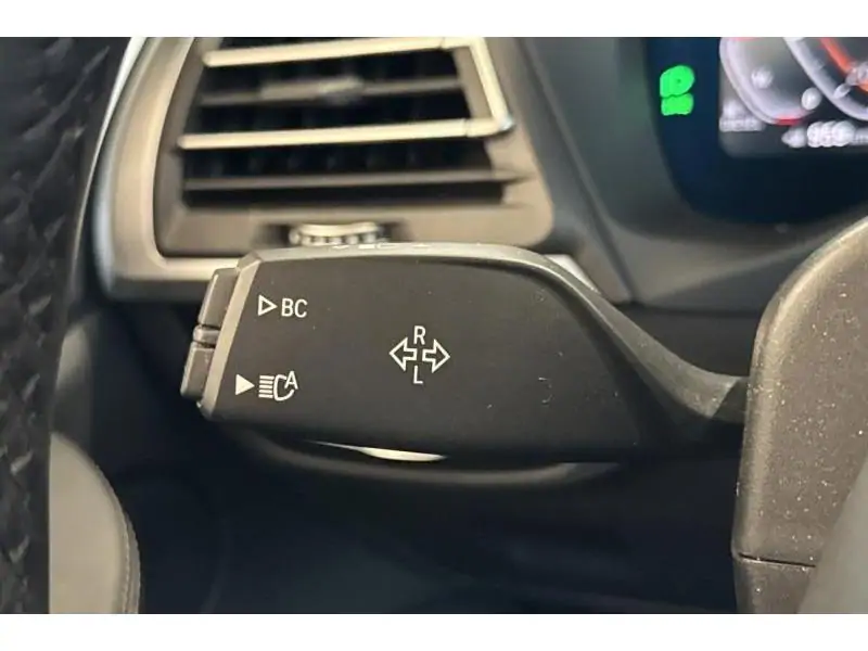 Occasion BMW Serie X X3 sDrive18d - 360° CAM GREY 25