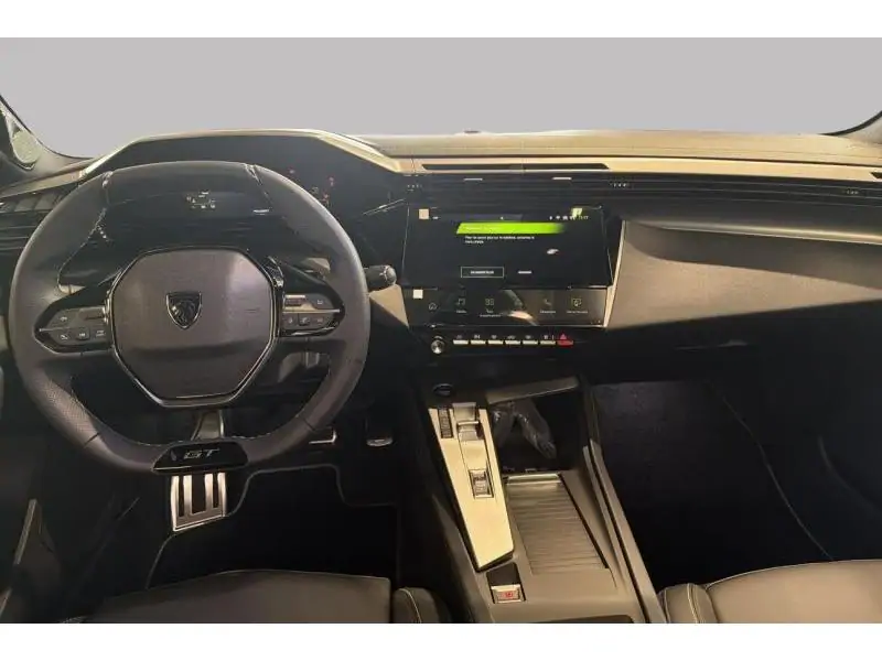 Démo Peugeot 408 GT EXCLUSIVE GREEN 11