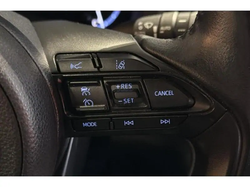 Occasion Toyota Yaris Cross SUV GREY 23