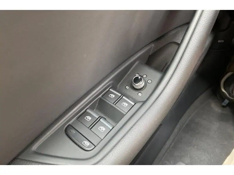 Occasion Audi A4 Avant 35 TFSI Hybrid GREY 17
