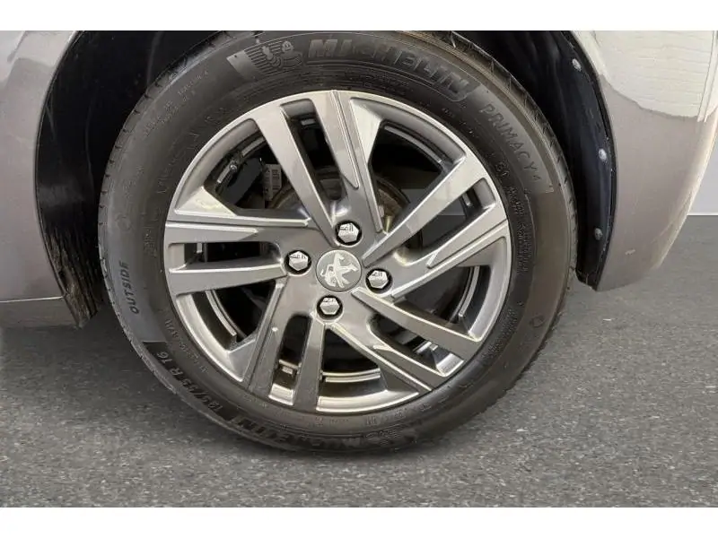 Occasion Peugeot 208 II & e- Style GREY 20