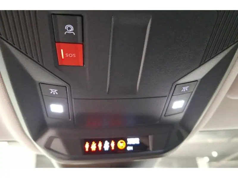 VEHICLE__CONDITION_SERVICE Peugeot 308 SW STYLE Hybrid 145 e-DSC6 BLACK 23