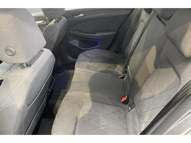 Occasie Volkswagen Golf VIII Life 1.0 eTSI DSG BLUE 18