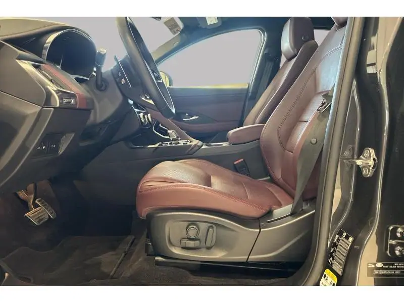 Occasie Jaguar E-Pace P300e R-Dynamic- FULL OPTION GREY 10