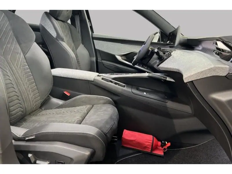 VEHICLE__CONDITION_SERVICE Peugeot 3008 GT EXCLUSIVE 4WD BLACK 8