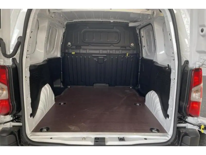 VEHICLE__CONDITION_SERVICE Fiat Doblo VAN L1*Libre12/2025 WHITE 19