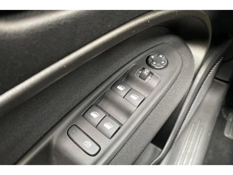 Occasion Fiat 600 Hybrid WHITE 17