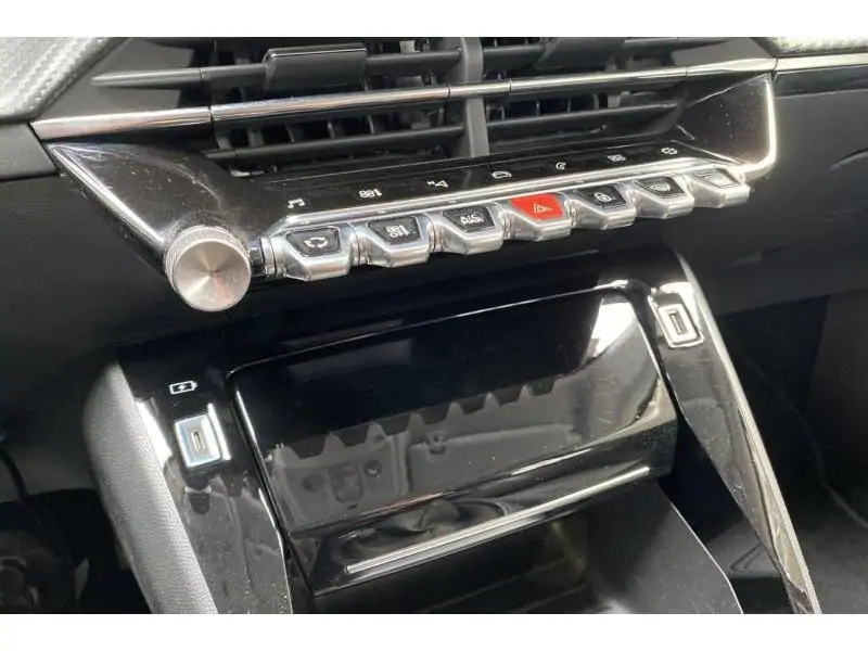 Occasion Peugeot 2008 II Allure RED 30