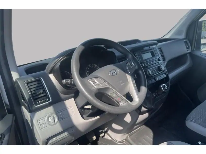 Occasion Hyundai H 350 Utilitaire MANUAL WHITE 9