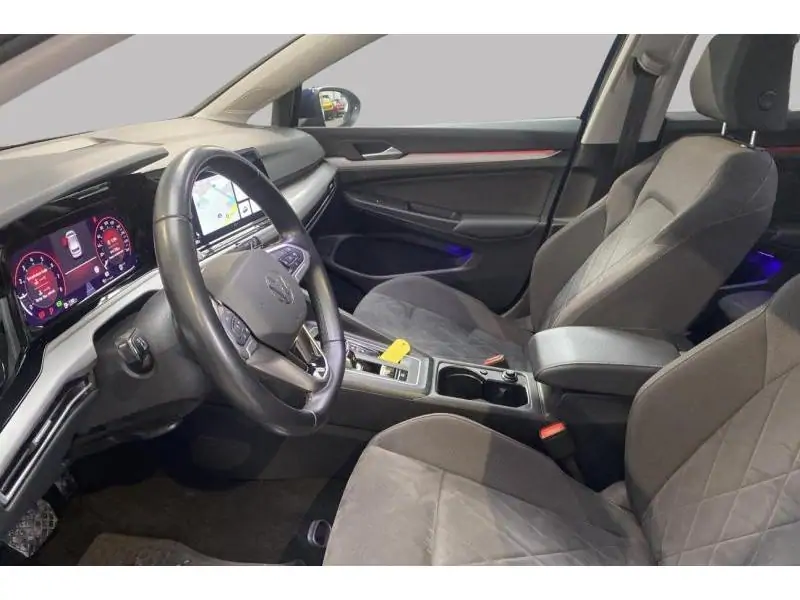 Occasie Volkswagen Golf VIII Life 1.0 eTSI DSG BLUE 10