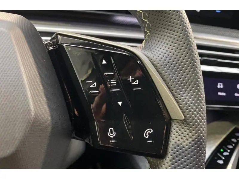 Occasion Peugeot 3008 GT GREY 23