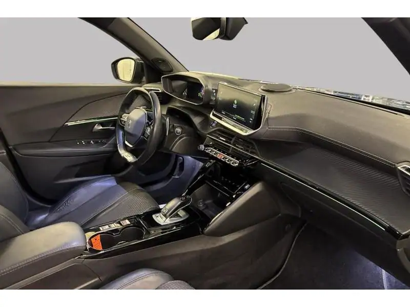 Occasion Peugeot 2008 GT BLACK 2