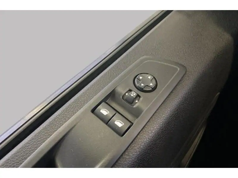 Occasie Peugeot Traveller Business 2.0 BlueHDi EAT8 180 pk GREY 17