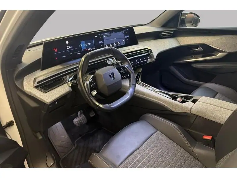 Occasion Peugeot 3008 Allure avec 360° Camera Attache Remorque WHITE 9