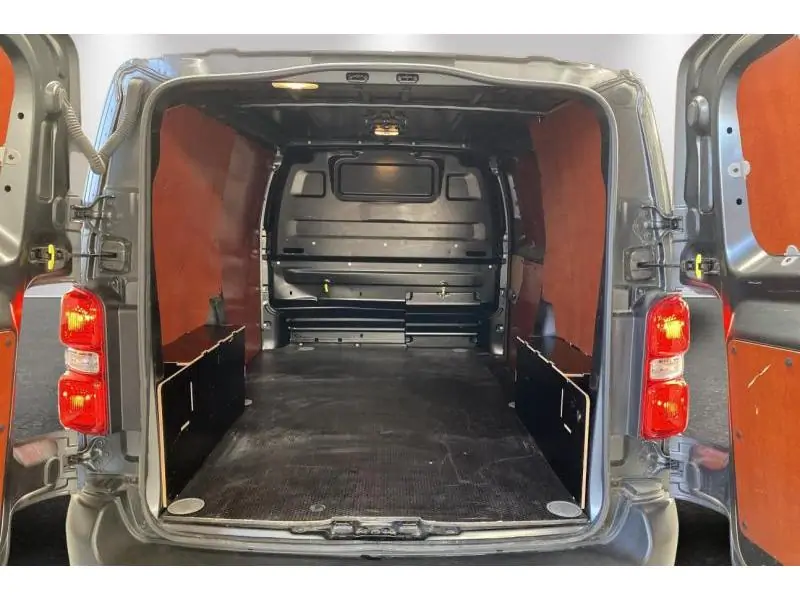 Occasion Peugeot Expert 2.0 GB BlueHDi L2 5d 106kW GREY 19